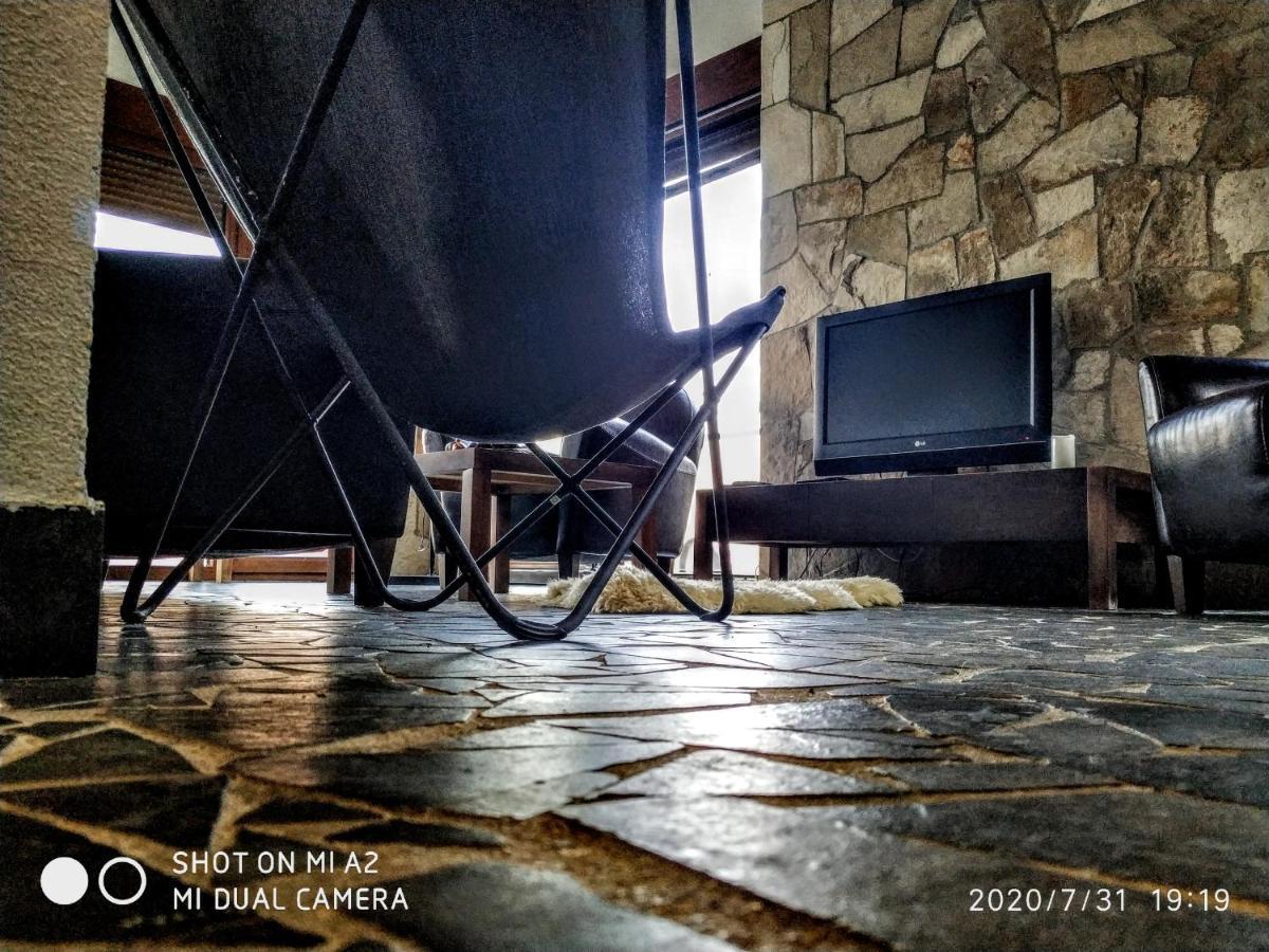 Holiday Home Haustor With Skadar Lake View Подгорица Екстериор снимка