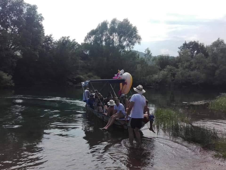 Holiday Home Haustor With Skadar Lake View Подгорица Екстериор снимка